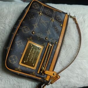 Louis Vuitton Monogram Riveting Pochetta Crossbody